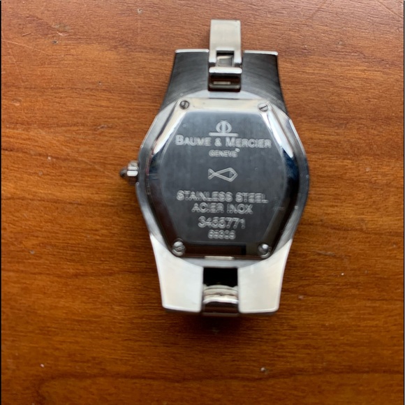 Baume & Mercier Linea 65305  Mother of Pearl Quart - Picture 3 of 3